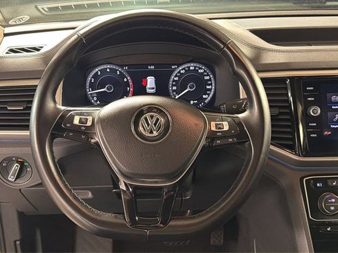 Used 2019 Volkswagen Atlas SEL Premium image 21