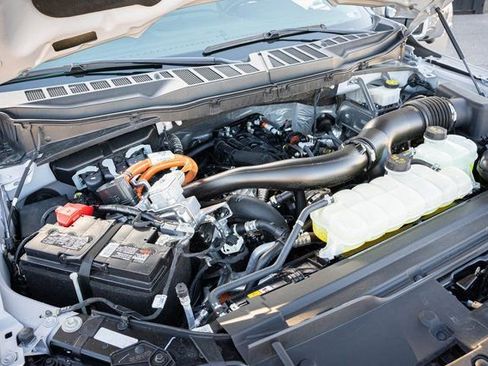 Used 2024 Ford F150 Lariat image 36