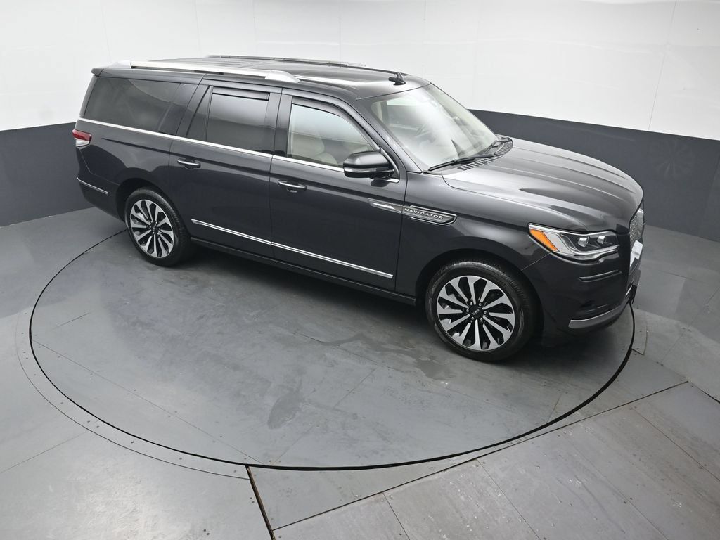 Used 2022 Lincoln Navigator L Reserve AWD/4WD image 43