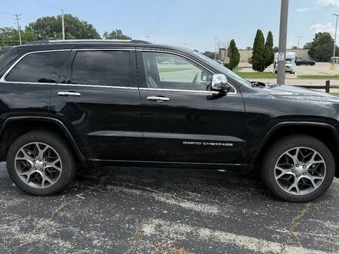 Used 2014 Jeep Grand Cherokee Overland AWD/4WD image 4