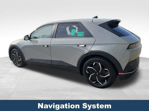 Used 2024 Hyundai Ioniq 5 SEL image 5