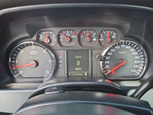 Used 2018 Chevrolet Silverado 1500 W/T w/ Trailering Package AWD/4WD image 23