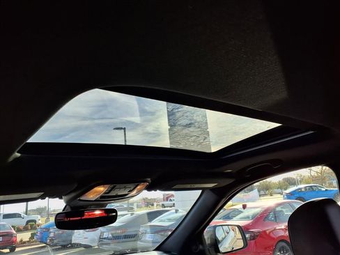 Used 2022 Dodge Durango GT image 14