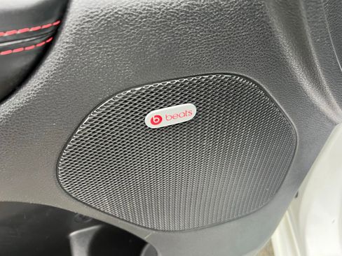 Used 2017 Dodge Durango R/T w/ Technology Group image 23