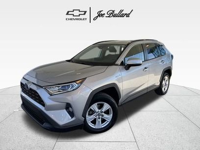 Used 2020 Toyota RAV4 XLE w/ Convenience Package