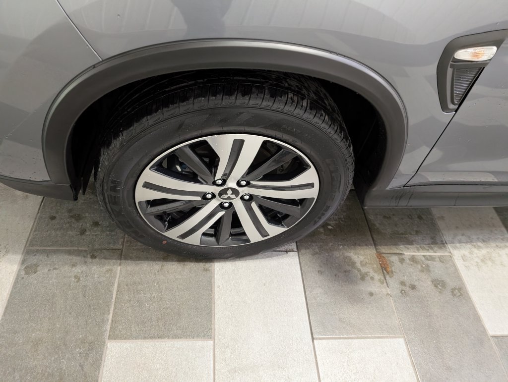 Used 2026 Mitsubishi Outlander Sport ES AWD/4WD image 7