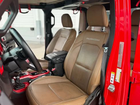 Used 2020 Jeep Gladiator Rubicon AWD/4WD image 24