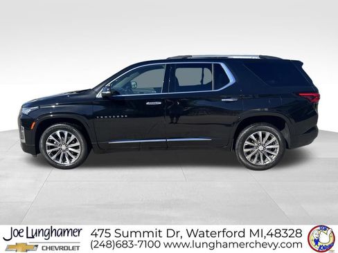 Used 2023 Chevrolet Traverse Premier AWD/4WD image 6