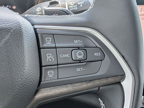 New 2026 Jeep Grand Cherokee Limited AWD/4WD image 22