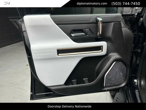 Used 2024 GMC Hummer EV 3X image 22