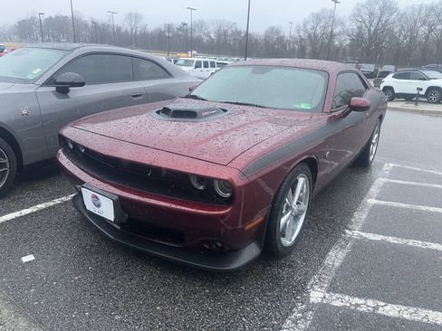 Used 2021 Dodge Challenger R/T Scat Pack w/ Shaker Package image 1