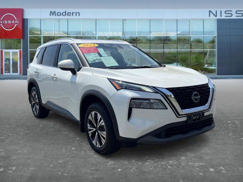 Certified 2023 Nissan Rogue SV w/ SV Premium B Package AWD/4WD image 3