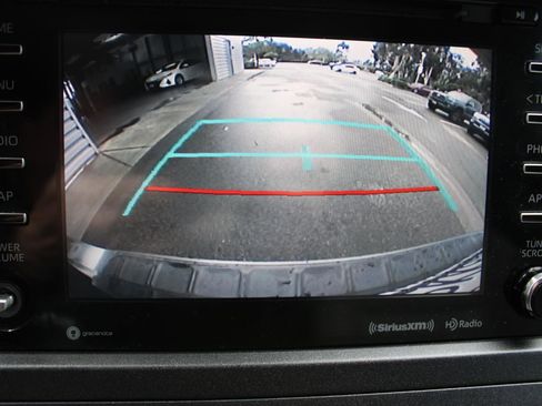 Used 2020 Toyota Sienna XLE w/ XLE Navigation Package image 17