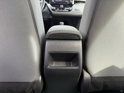 Used 2022 Toyota Corolla LE image 30