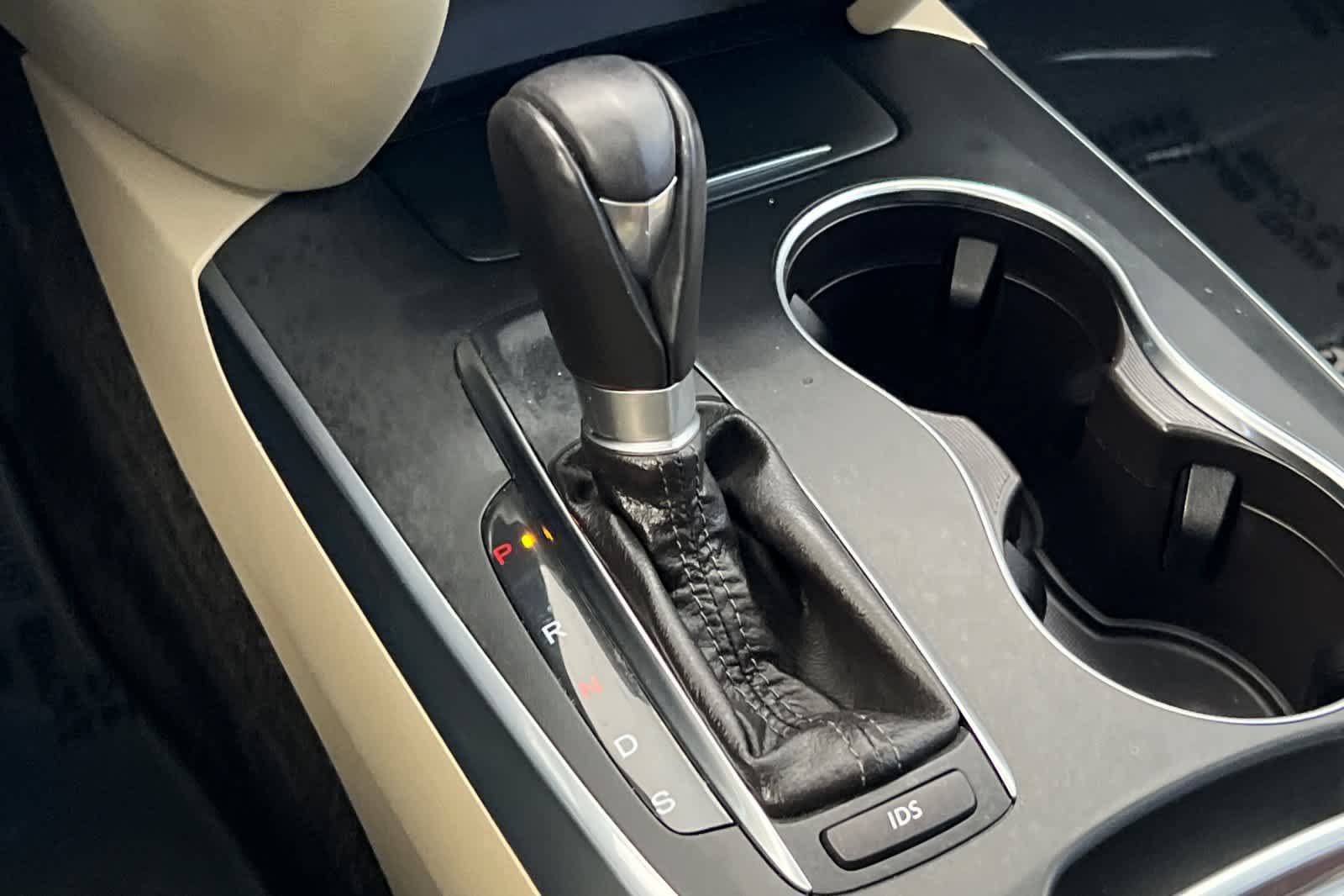 Used 2015 Acura MDX FWD image 24