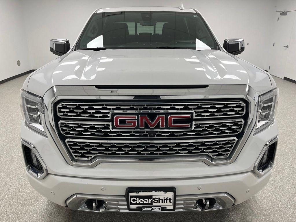 Used 2020 GMC Sierra 1500 Denali w/ Technology Package AWD/4WD image 3