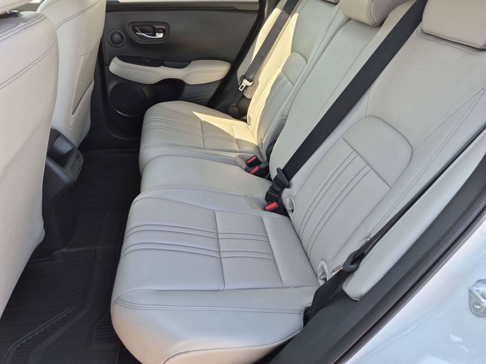 Certified 2026 Honda HR-V EX-L image 11