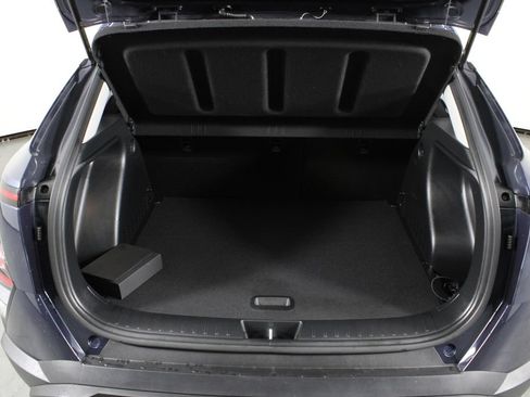 Certified 2025 Hyundai Kona SEL FWD image 18