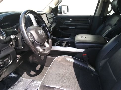 Used 2019 RAM 1500 Laramie image 13