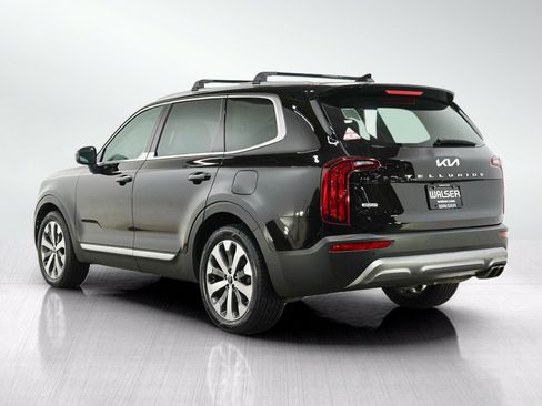 Used 2022 Kia Telluride S AWD/4WD image 3
