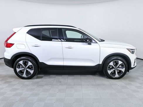 Used 2023 Volvo XC40 B5 Plus w/ Climate Package AWD/4WD image 27