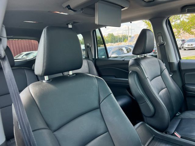 Used 2022 Honda Pilot Touring image 32