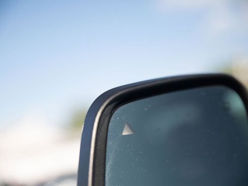 Used 2021 Jeep Grand Cherokee Laredo image 10