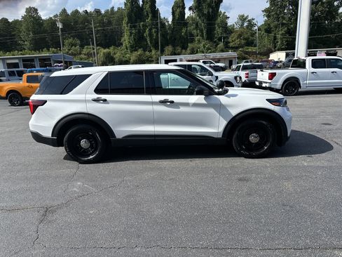 Used 2026 Ford Explorer 4WD Police Interceptor w/ Ready For The Road Package image 5