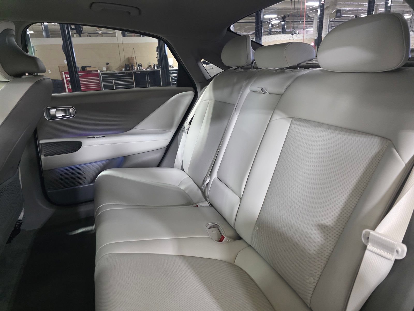 Used 2023 Hyundai Ioniq 6 SEL RWD image 14