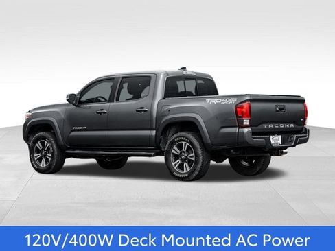 Used 2019 Toyota Tacoma TRD Sport w/ Technology Package AWD/4WD image 5