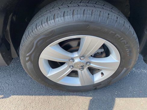 Used 2016 Jeep Patriot Latitude FWD image 34