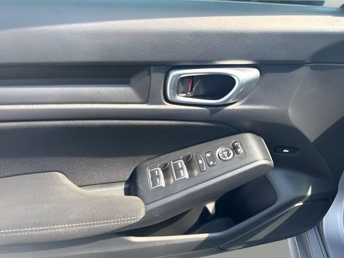 Used 2023 Honda Civic Sport image 15