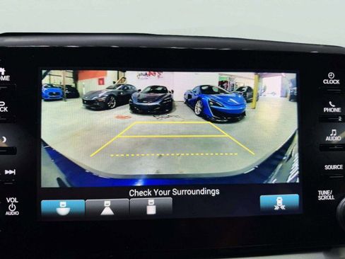 Used 2020 Honda Accord EX image 34