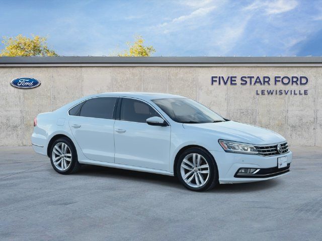 Used 2018 Volkswagen Passat 2.0T SE FWD image 2