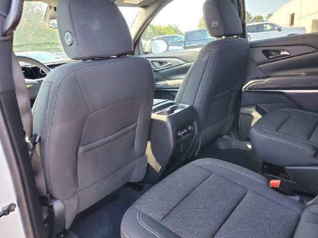 Certified 2024 Chevrolet Traverse LT w/ LPO, Floor Liner Package FWD image 15