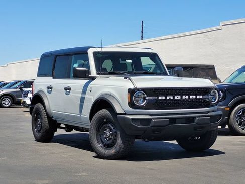 New 2026 Ford Bronco Big Bend AWD/4WD image 1