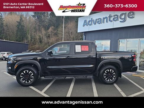 Used 2024 Nissan Frontier PRO-4X w/ Pro Convenience Package image 2
