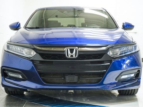 Used 2018 Honda Accord Sport image 37