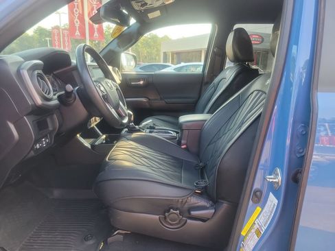 Used 2018 Toyota Tacoma TRD Pro AWD/4WD image 14