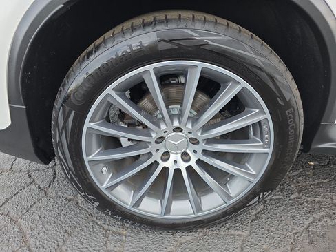 Used 2018 Mercedes-Benz GLC 43 AMG 4MATIC image 17