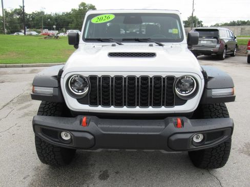 Used 2026 Jeep Gladiator Mojave AWD/4WD image 3