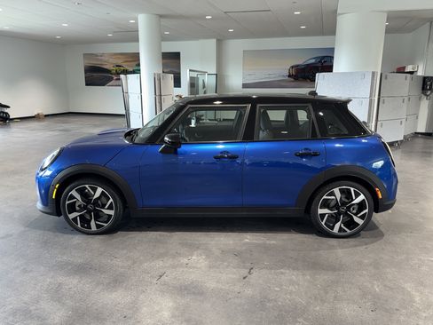 New 2026 MINI Cooper S FWD image 4