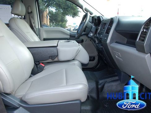 Used 2022 Ford F250 XL w/ Power Equipment Group AWD/4WD image 16