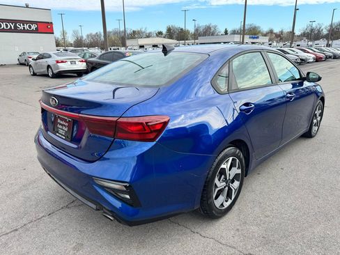 Used 2021 Kia Forte LXS FWD image 3