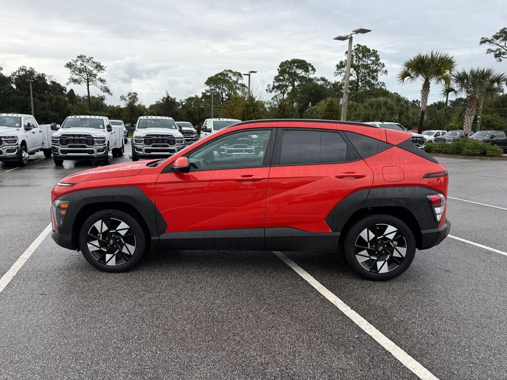 Used 2024 Hyundai Kona SEL FWD image 6