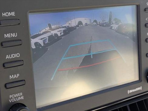 Used 2021 Toyota RAV4 XLE Premium image 12