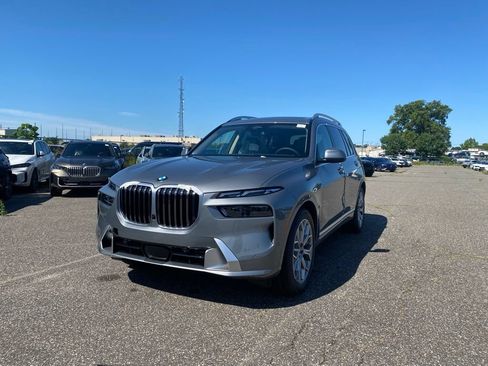 New 2027 BMW X7 xDrive40i w/ Premium Package AWD/4WD image 1