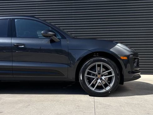 New 2026 Porsche Macan image 11