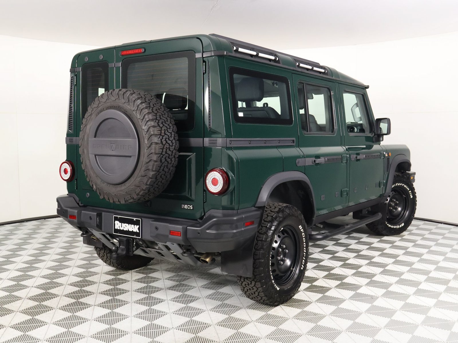 Used 2024 INEOS Grenadier Station Wagon AWD/4WD image 6