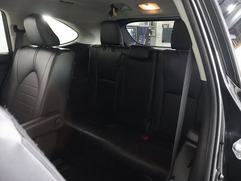 Used 2022 Toyota Highlander XLE image 34